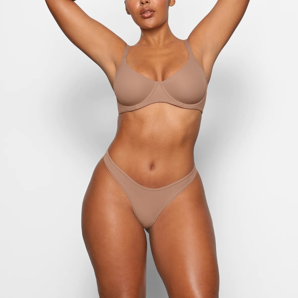 Skims Unlined Underwire Demi Bra size 32 DDD NWOT